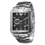 Montre chronographe carrée Emporio Armani pour homme, en acier brossé, avec cadran noir texturé et sous-cadrans détaillés, Maison Mercier.