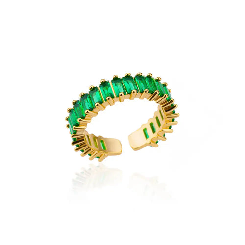 Bague ajustable avec un motif de croix finement détaillé, ajoutant une touche spirituelle et élégante, Maison Mercier.