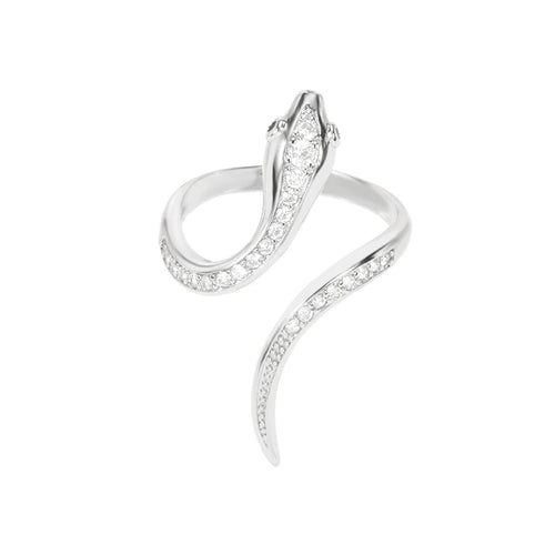 Gros plan sur une bague ajustable multi-rangs avec motifs variés (points, cordes, fleurs) en acier inoxydable doré, Maison Mercier.