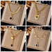 Collage de quatre créations Maison Mercier : un collier double chaîne avec pendentif rond noir, un collier chaîne gourmette avec pendentif cœur vert, un bracelet chaîne avec pendentif cœur et ovale noir, et un collier double chaîne avec étoiles et pendentif rectangulaire bleu.