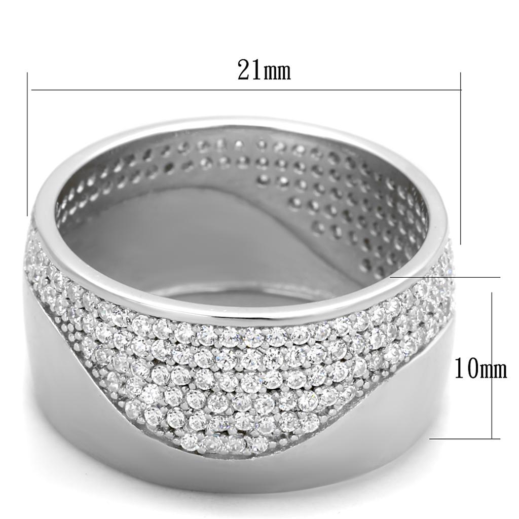 Vue de face d'une bague bande large en argent massif rhodié, pavée de zircons, avec des dimensions de 21mm de diamètre et 10mm de largeur, Maison Mercier.