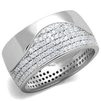 Vue de face d'une bague bande large en argent massif rhodié, ornée d'un pavage ondulant de zircons scintillants, Maison Mercier.