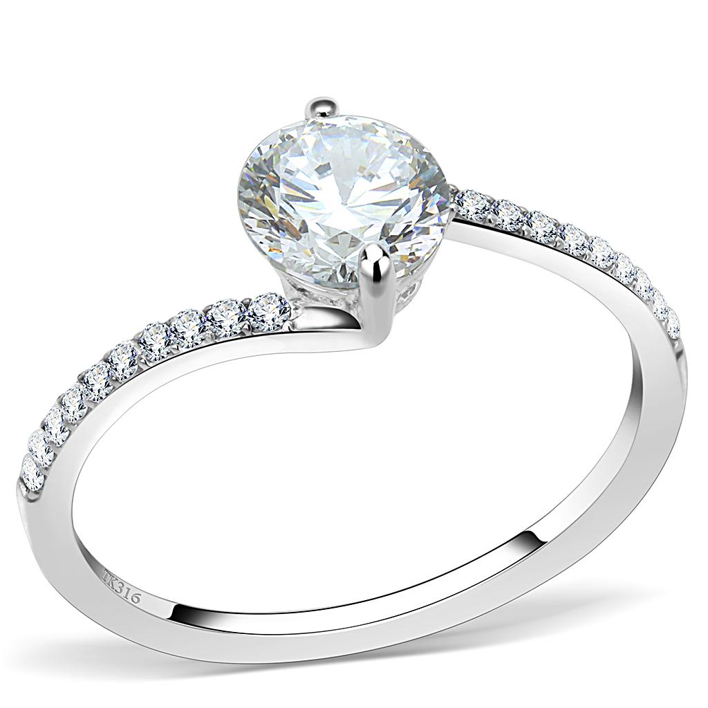 Détail d'une bague solitaire en acier chirurgical poli, ornée d'un zirconium rond éclatant et d'un serti pavé délicat, Maison Mercier.