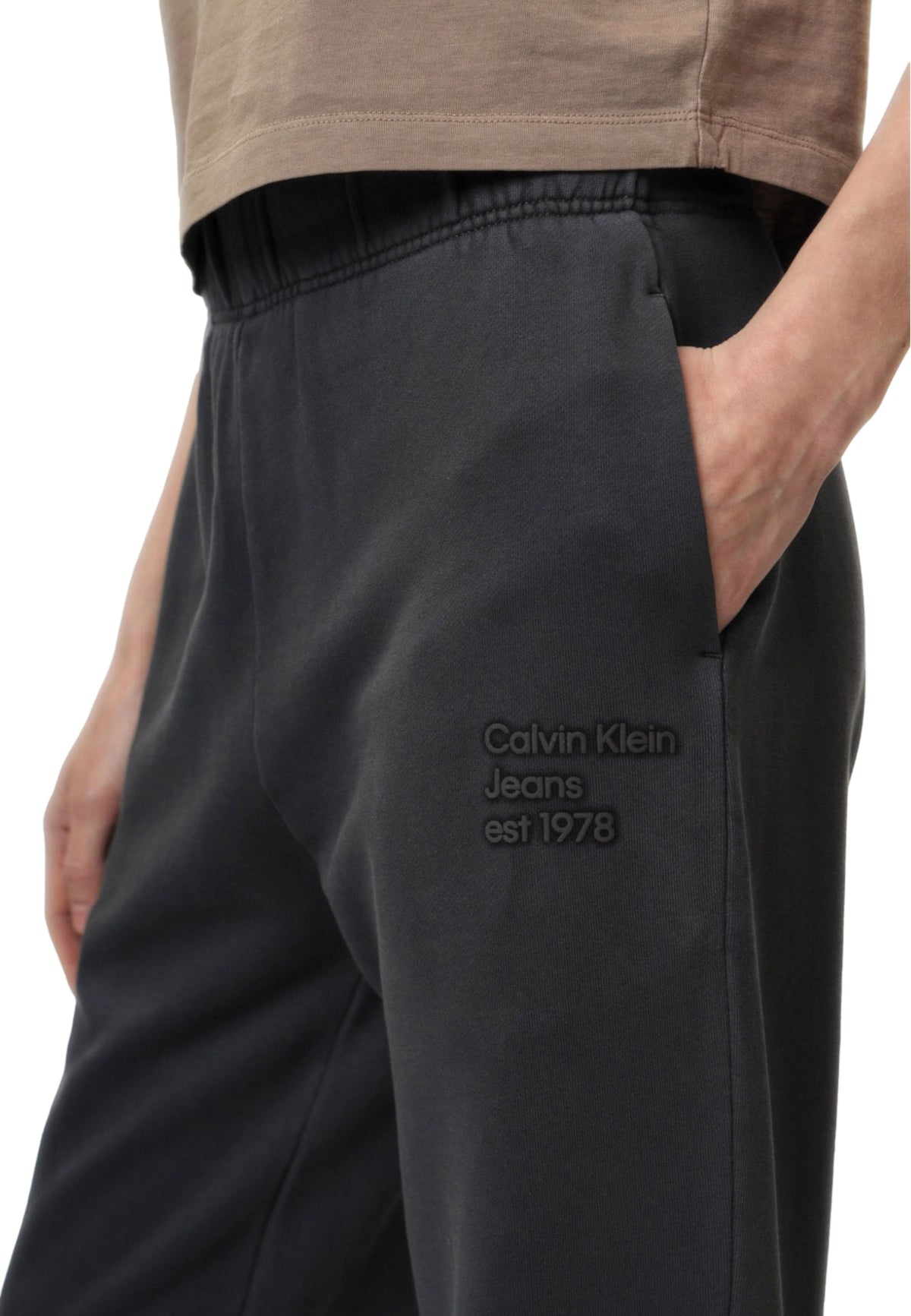 Pantalon Calvin Klein Jeans couleur gris — vue 3
