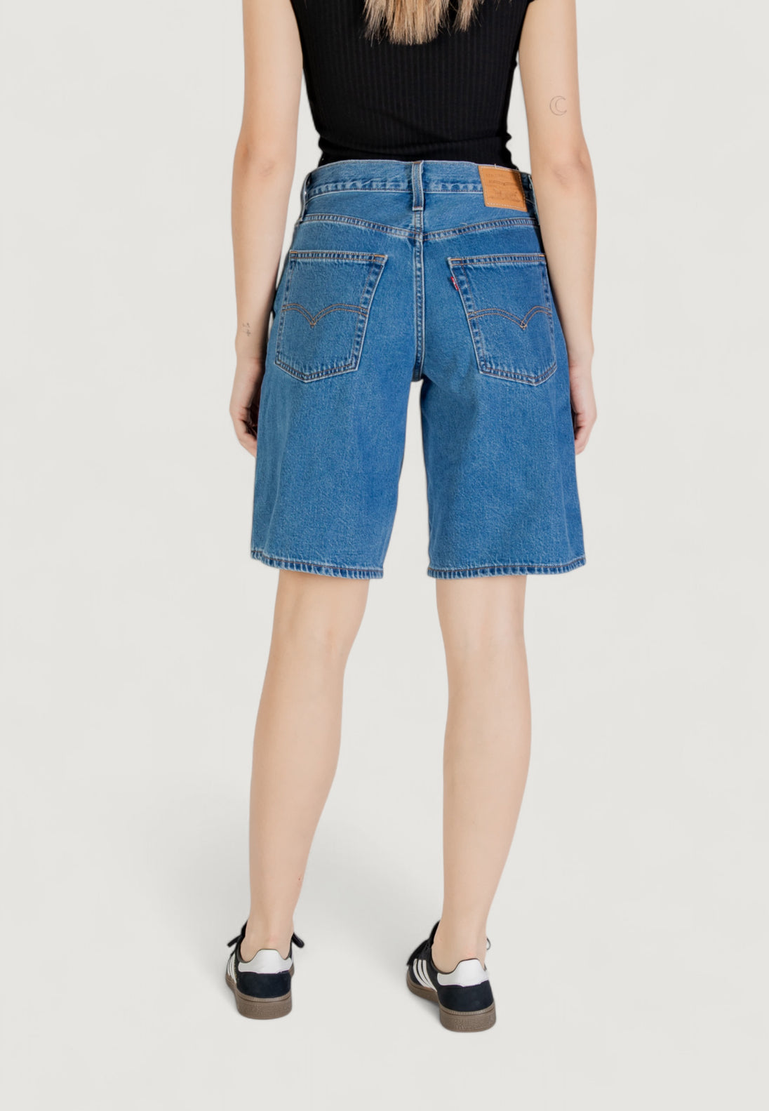 Short Levi`s couleur bleu — vue 4