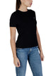 T-shirt Guess Active couleur noir — vue 5