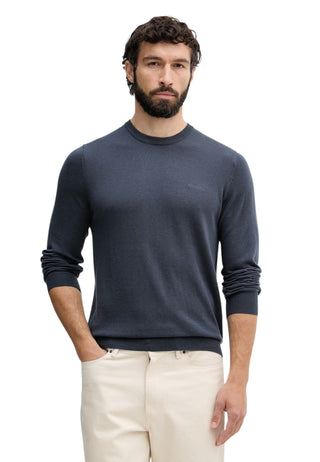 Pull Guess couleur bleu
