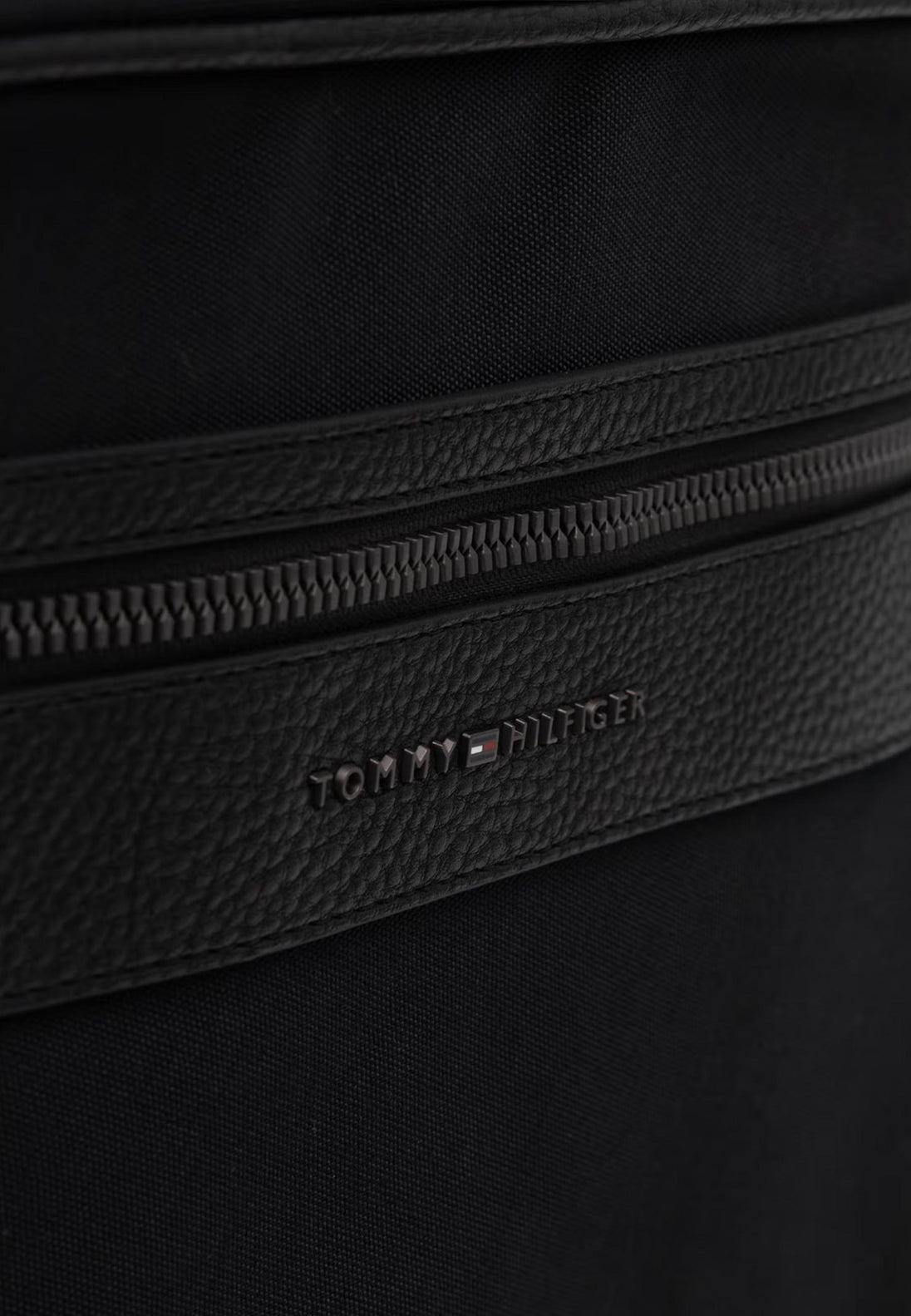 Sac Tommy Hilfiger couleur noir — vue 4