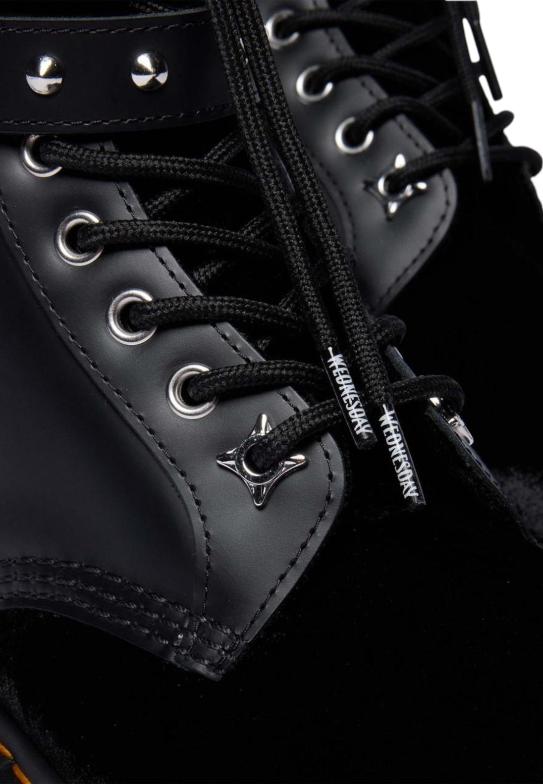 Bottes Dr. Martens couleur noir — vue 3