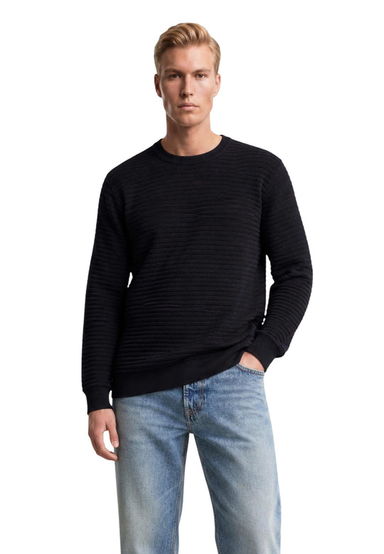 Pull Guess couleur bleu