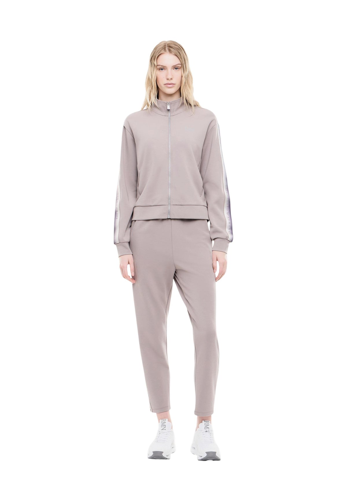 Survêtement Ea7 couleur beige