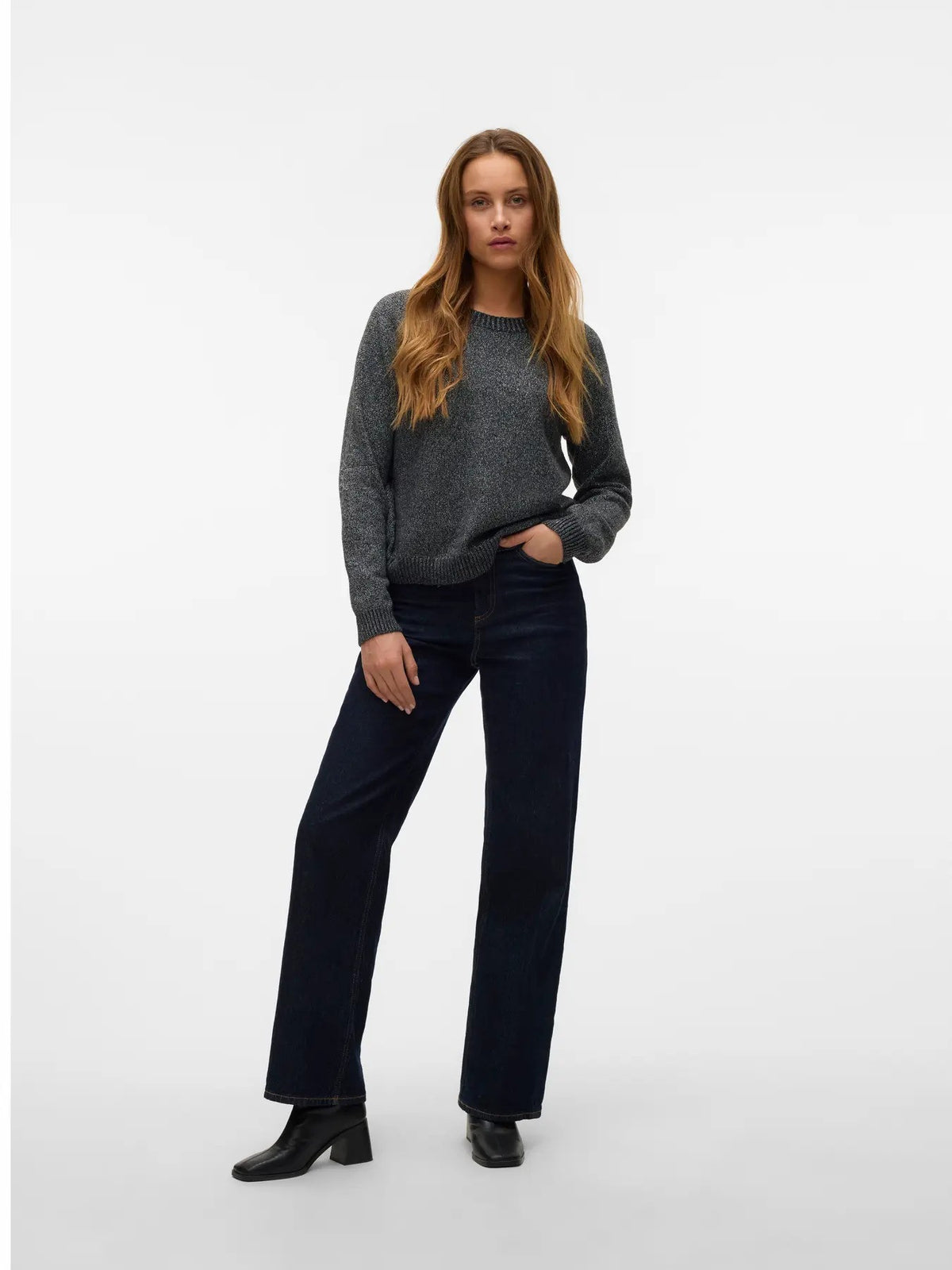 Pull Vero Moda couleur gris