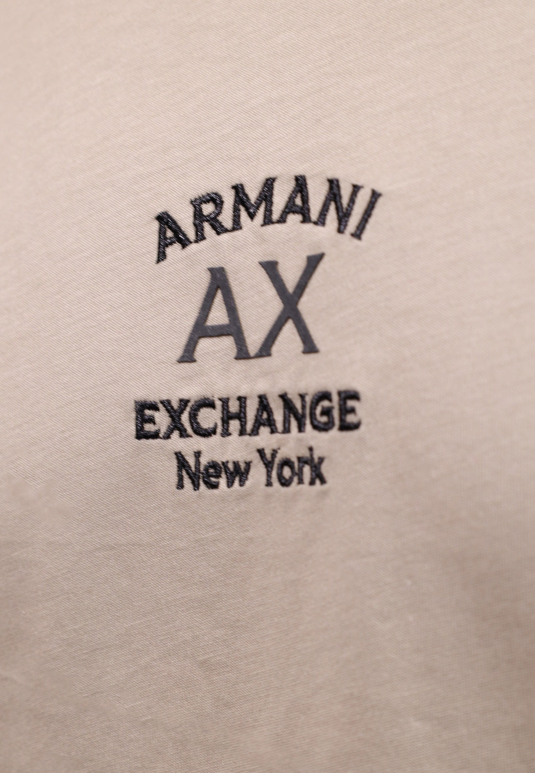 T-shirt Armani Exchange couleur beige — vue 5