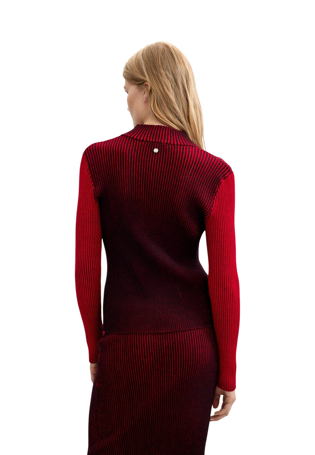 Pull Desigual couleur rouge — vue 4