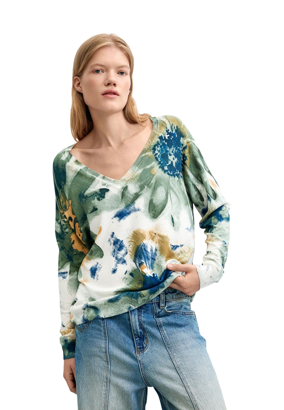 Pull Desigual couleur blanc