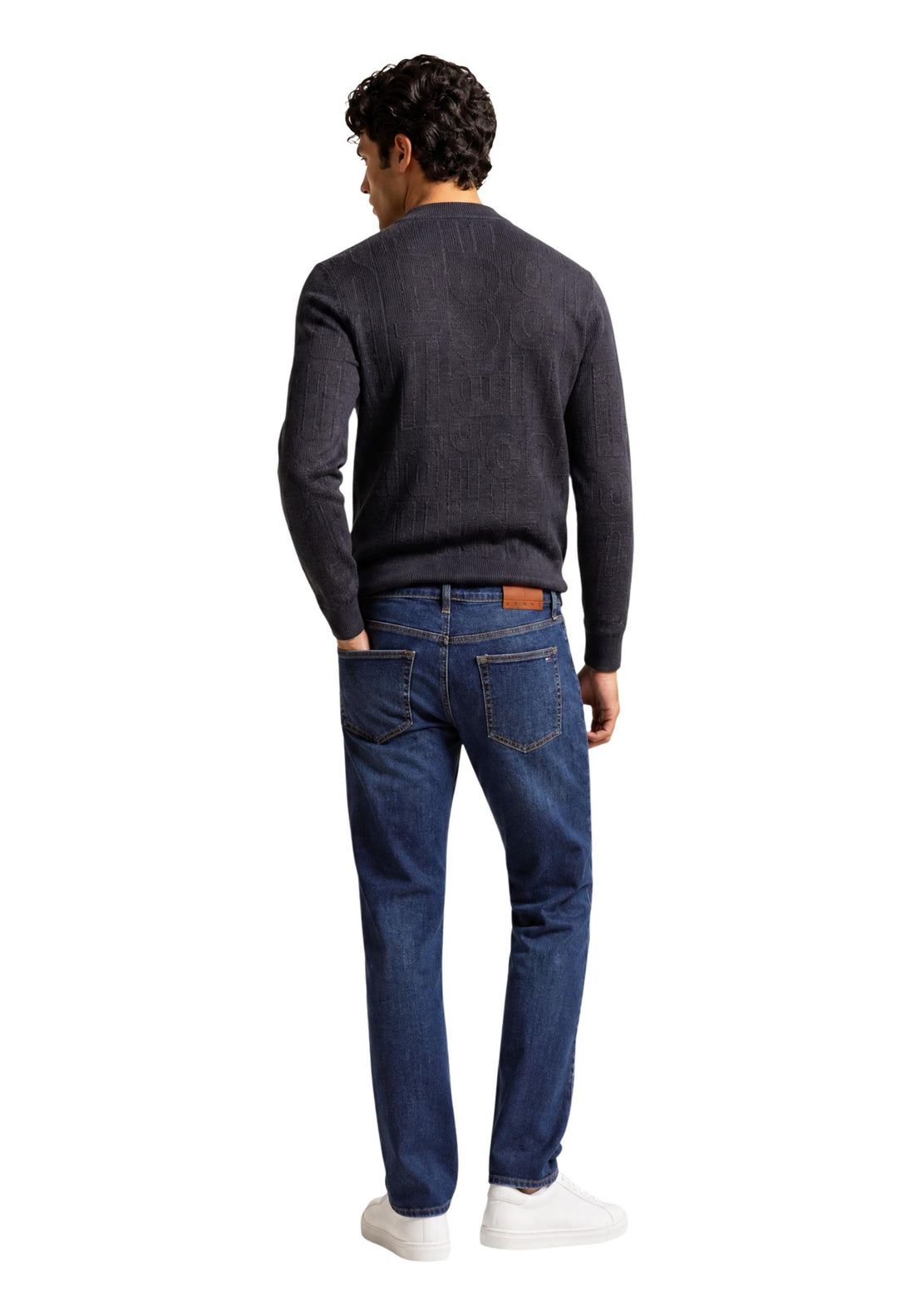 Pull Guess couleur noir — vue 3