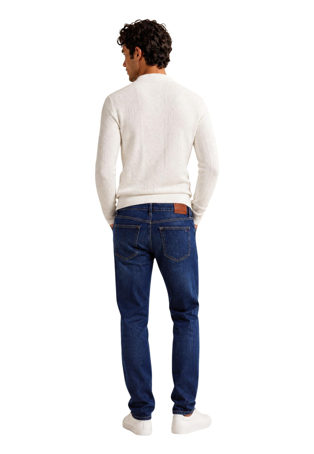 Pull Guess couleur blanc — vue 3