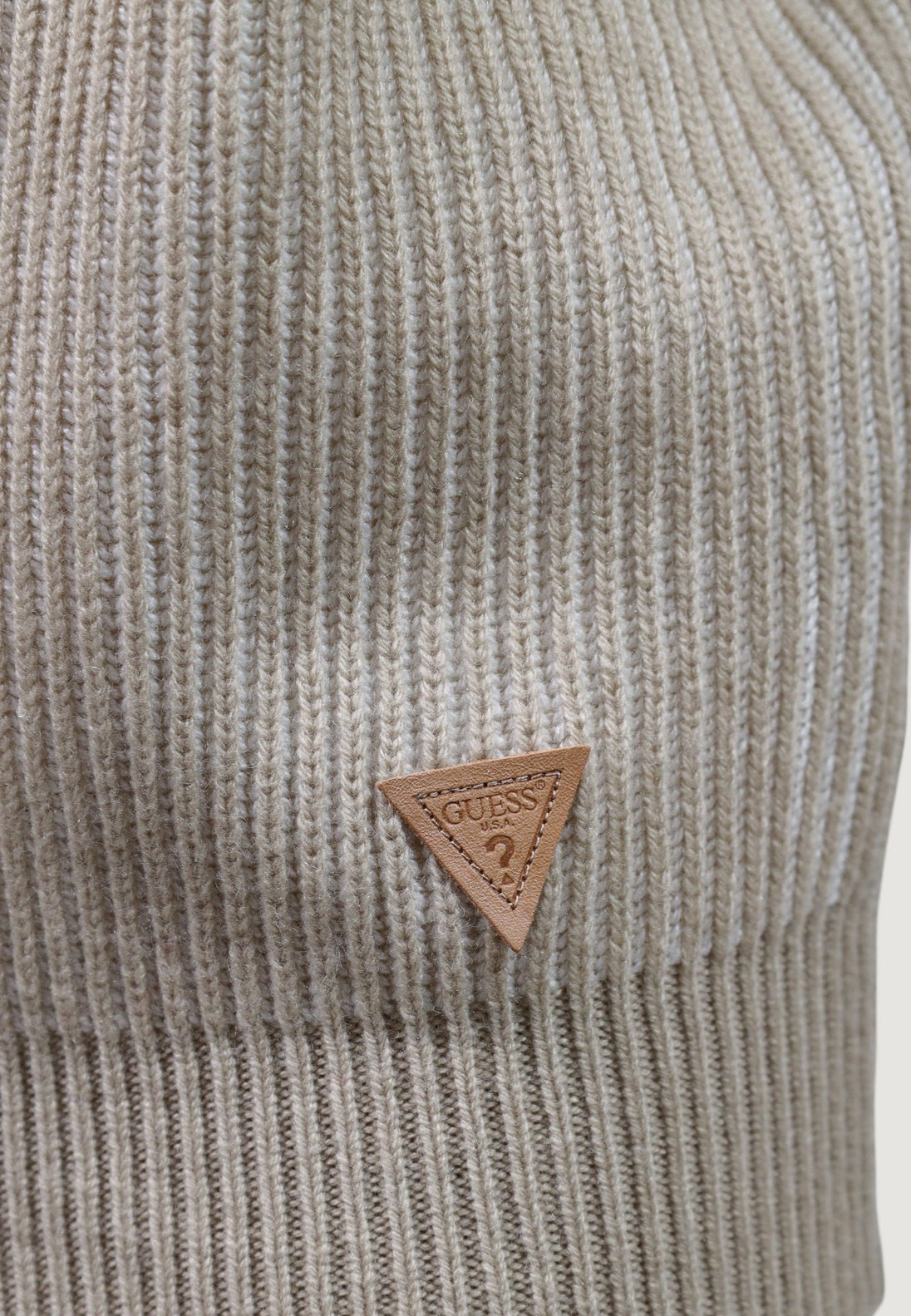 Pull Guess couleur beige — vue 4