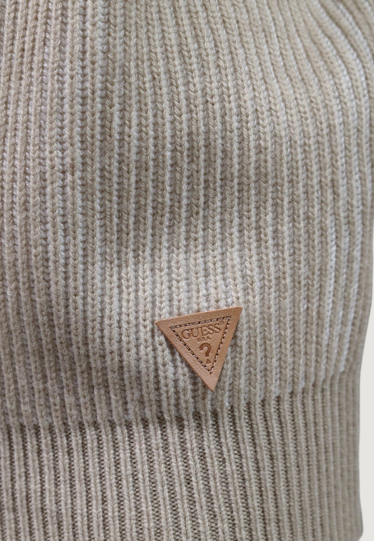 Pull Guess couleur beige — vue 4