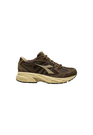 Baskets Diadora couleur marron