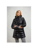 Veste Blauer. couleur noir