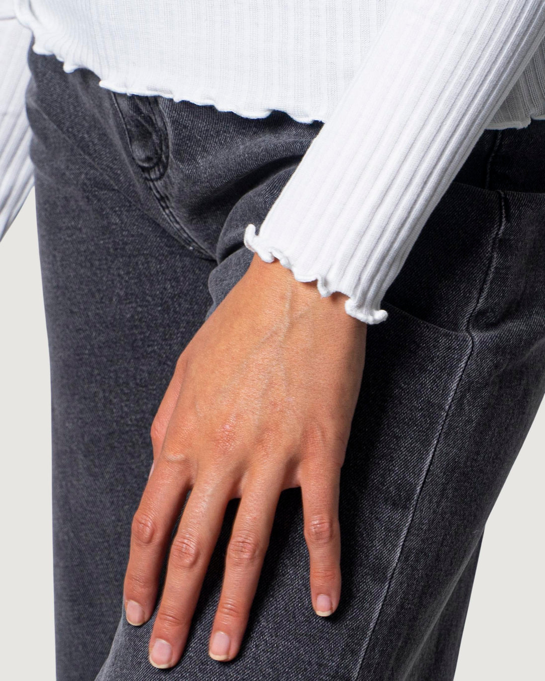 Pull Only couleur blanc — vue 3