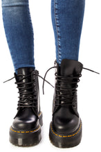 Bottes Dr. Martens couleur noir — vue 2