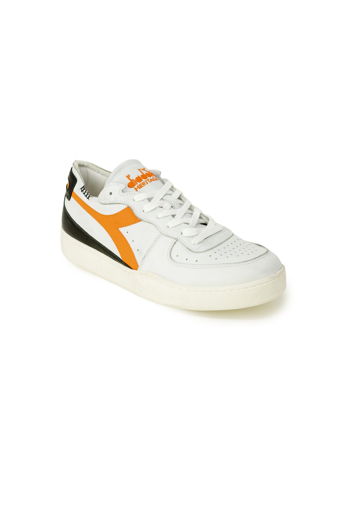 Baskets Diadora Heritage couleur orange — vue 2