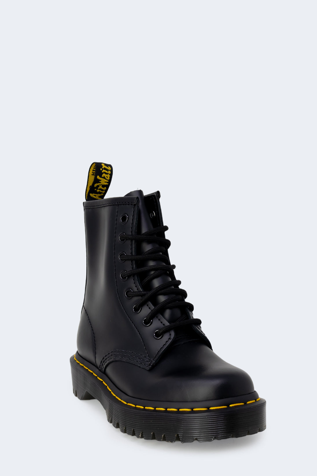 Bottes Dr. Martens couleur noir — vue 3