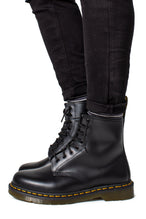 Bottes Dr. Martens couleur noir — vue 4