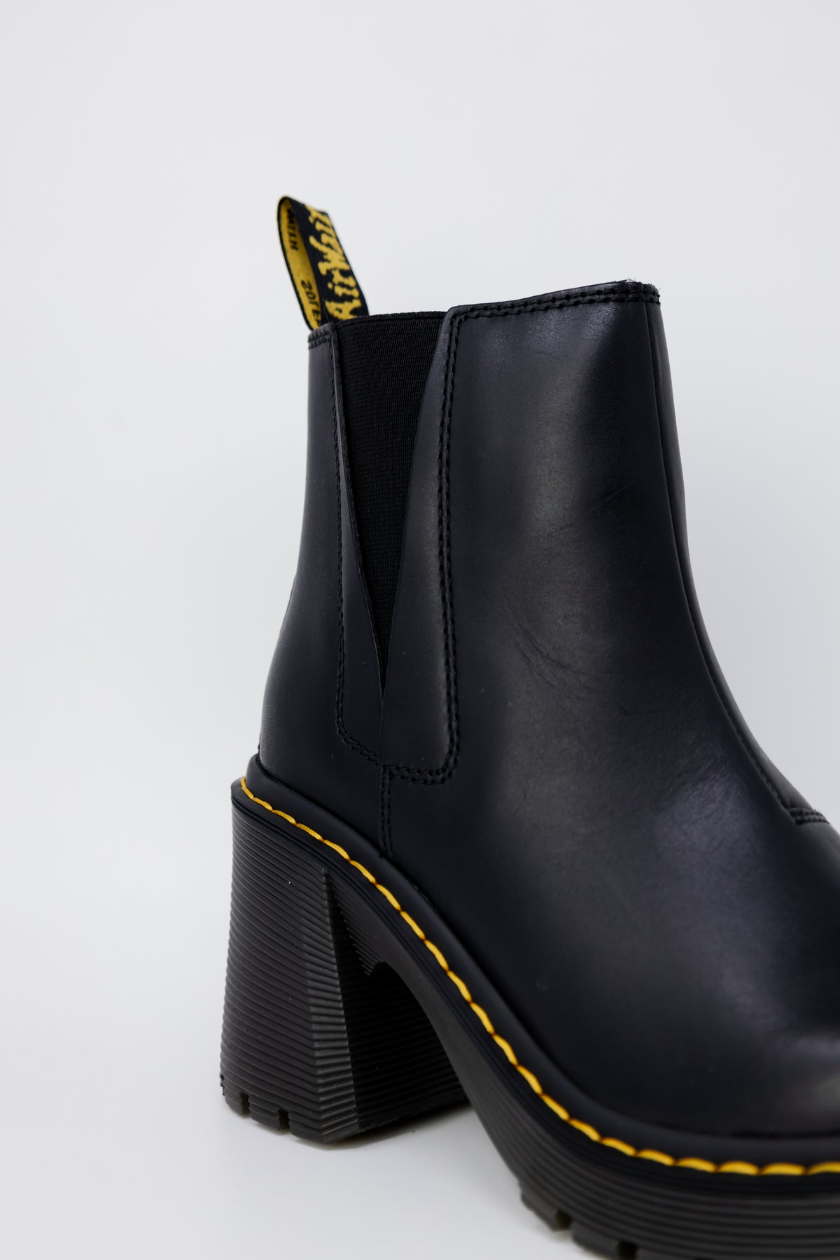 Bottes Dr. Martens couleur noir — vue 4