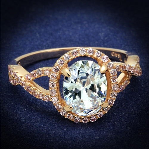 Détail d'une bague solitaire ovale en Argent 925, ornée d'une Zirconia lumineuse et d'un halo rose doré entrelacé, Maison Mercier.